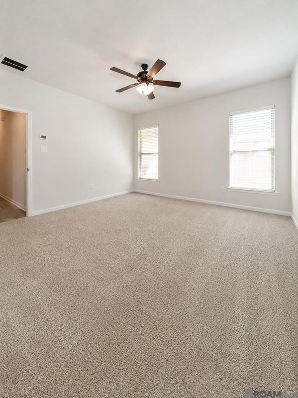 Building Photo - 13783 Fig Dr