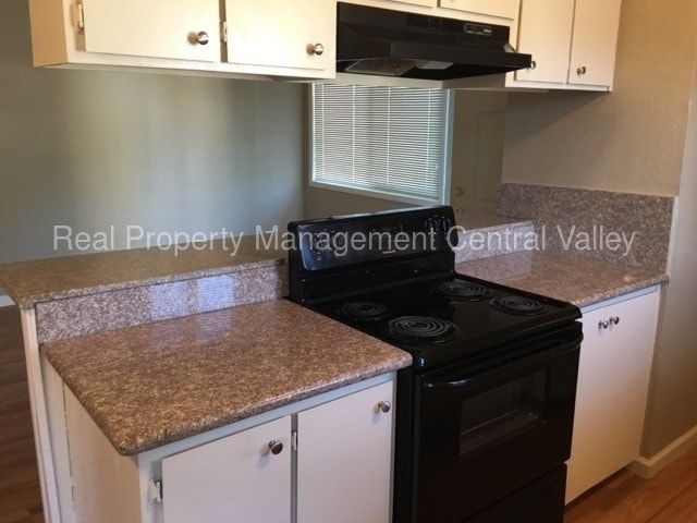 Building Photo - 4459 La Cresta Way
