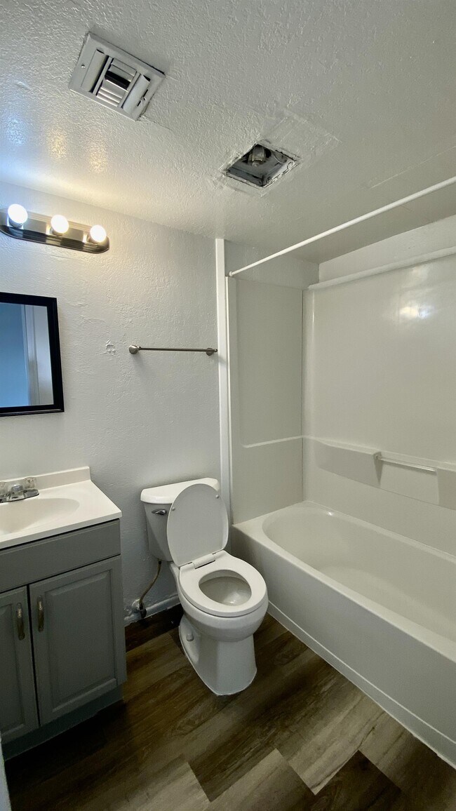 Foto del edificio - 152 E 21st St