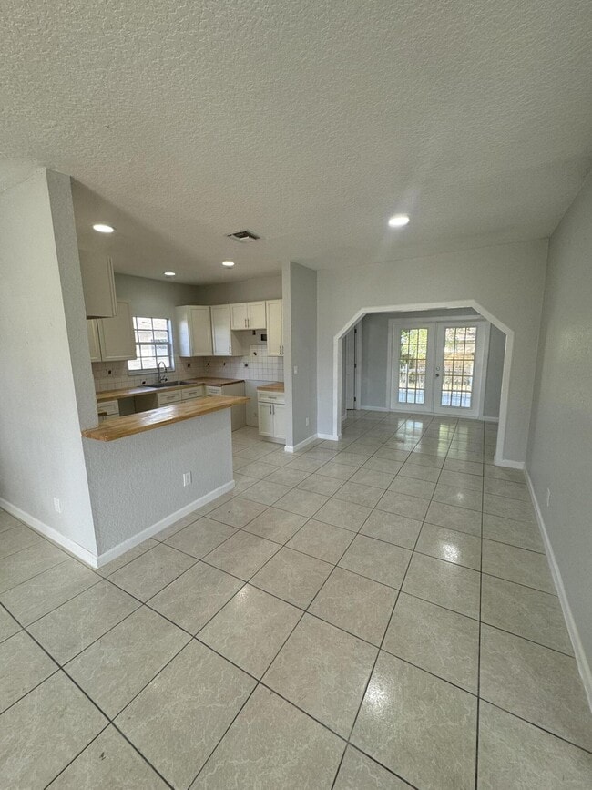 Foto del edificio - 623 SW 10th St