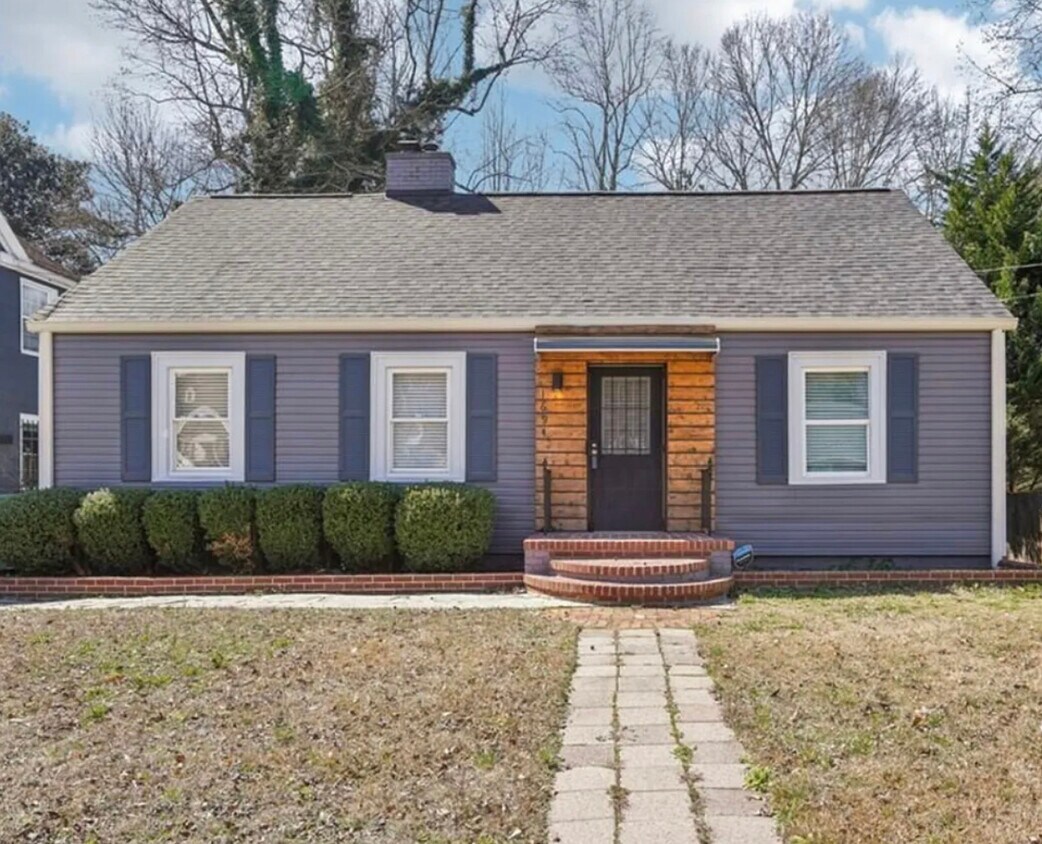 Foto principal - 1694 Kenmore St SW