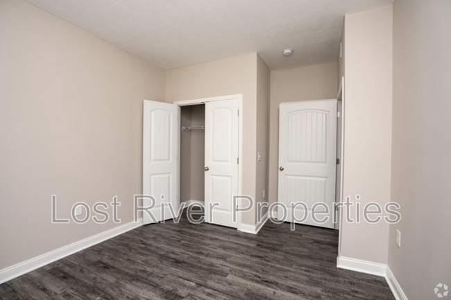 Building Photo - 4563 Wal Valley Way