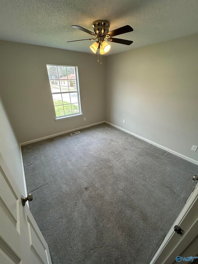 Foto del edificio - 109 Portal Ln