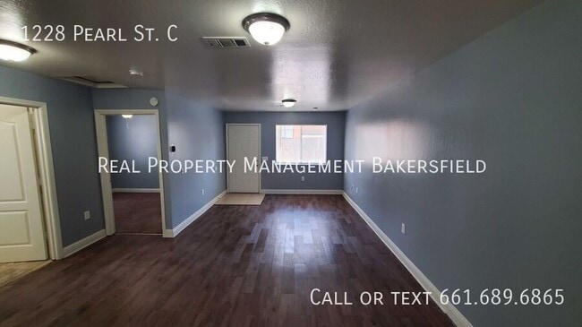 Building Photo - 1228 Pearl St