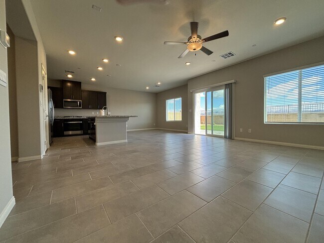 Building Photo - 403 Winter Dove Ave