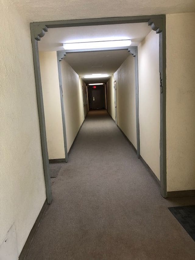 Foto del edificio - 23515 Lyons Ave