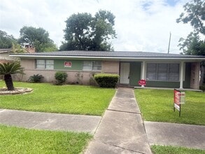 Building Photo - 7602 Wilmerdean St