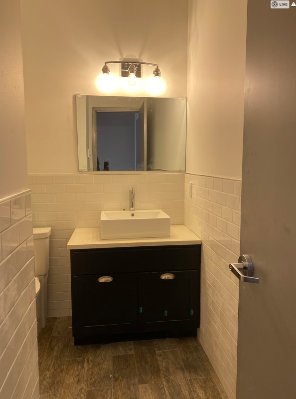 Foto del edificio - 249 1st St