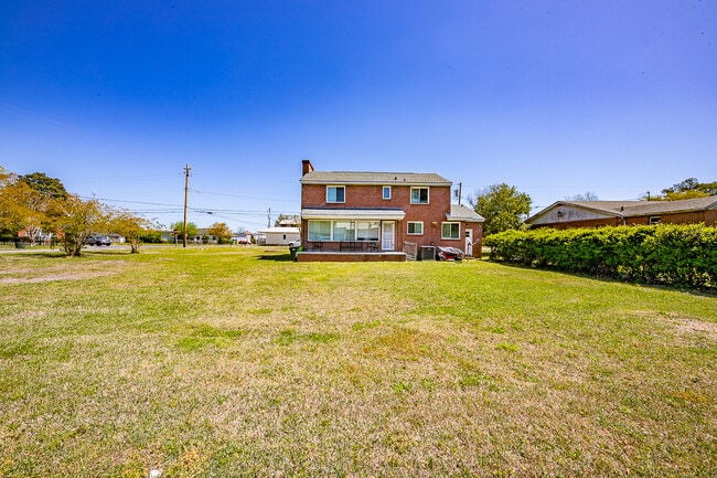 Foto del edificio - 913 Bern St