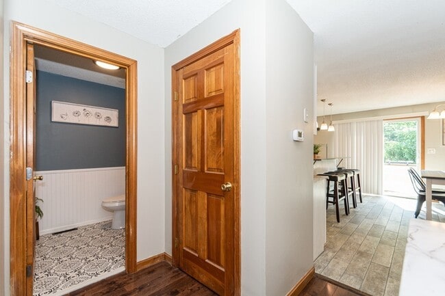 Building Photo - 52 Huntoon Ave