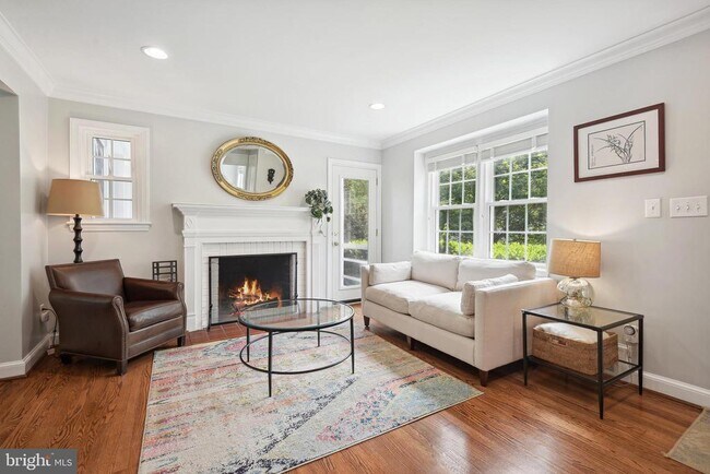 Foto del edificio - 5209 Nahant St