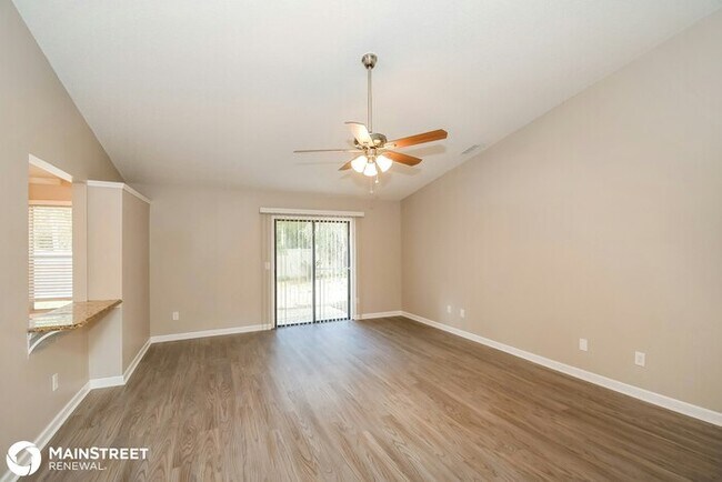 Building Photo - 8057 Voltaire Ct E