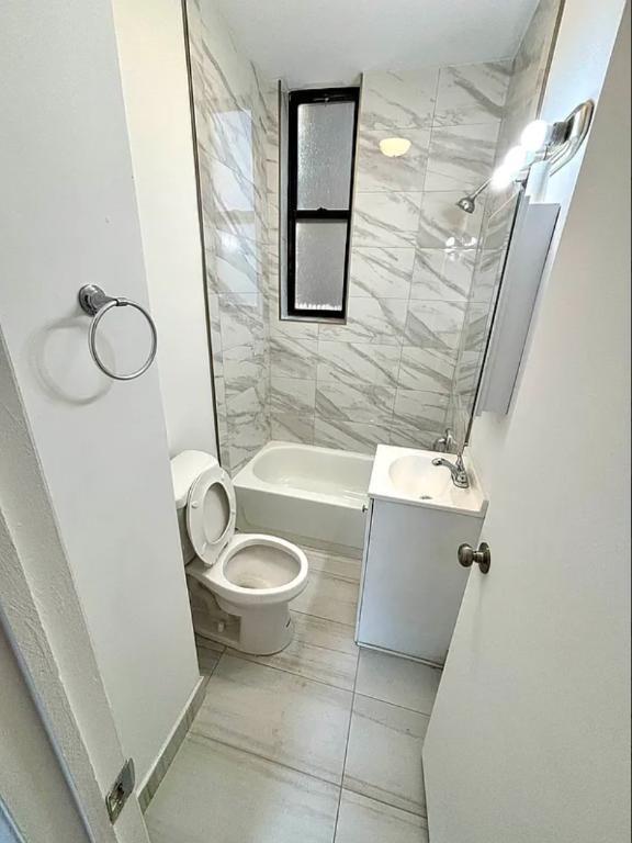 Building Photo - 2 bedroom in New York NY 10003