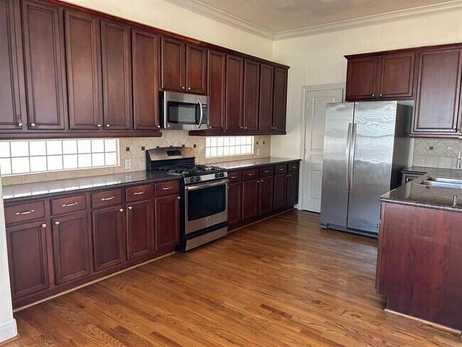 Foto del edificio - 4819 Jackson St