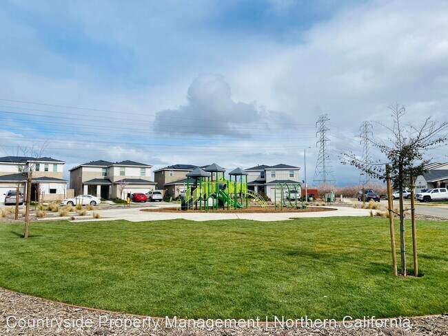 Foto del edificio - 4 br, 3 bath House - 2455 Robledo Way
