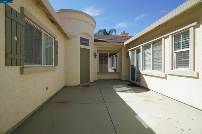 Building Photo - 2024 Great Meadow Ln