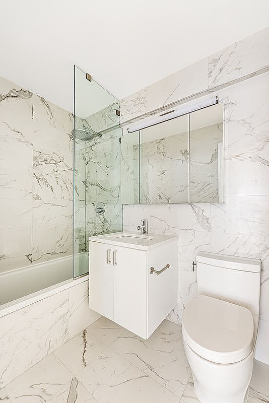 Foto del edificio - 235 E 87th St