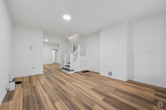 Building Photo - 5629 W Girard Ave