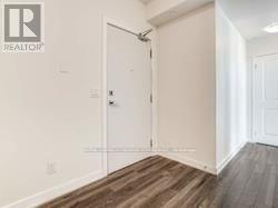 Photo du bâtiment - 510 Curran Place