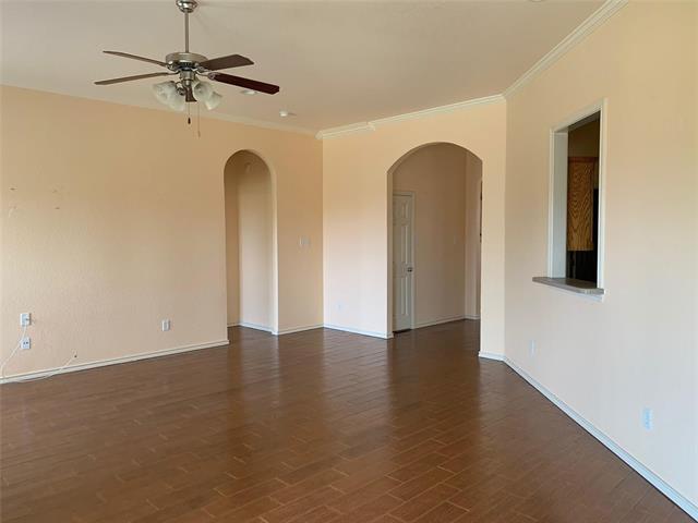 Building Photo - 10954 Live Oak Creek Dr