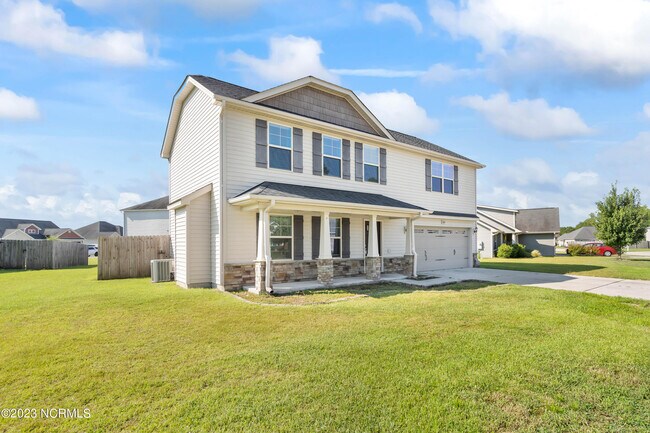 Building Photo - 809 Dynasty Dr
