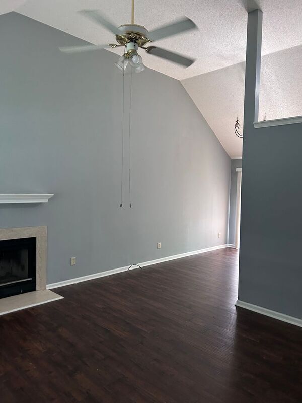 Foto del edificio - 6927 Brittany Ln