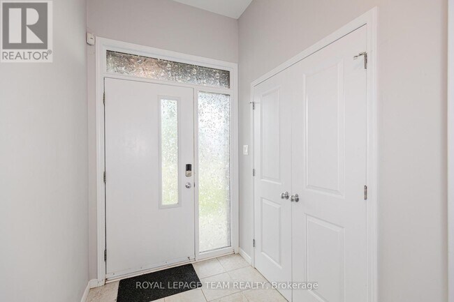 Building Photo - 477 Cope Dr