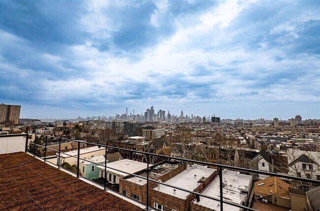 Foto del edificio - 520 Palisade Ave