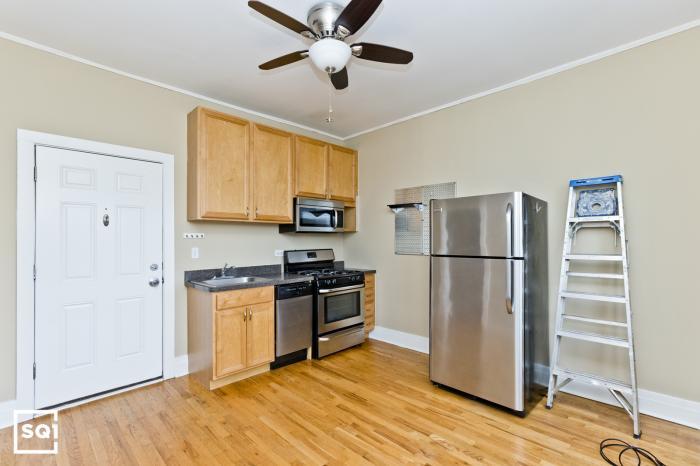 Foto principal - 1 bedroom in Chicago IL 60640