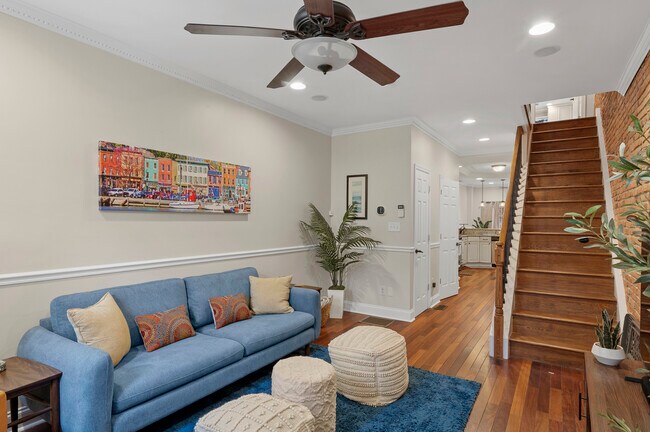 Photo - 1425 Covington St Townhome