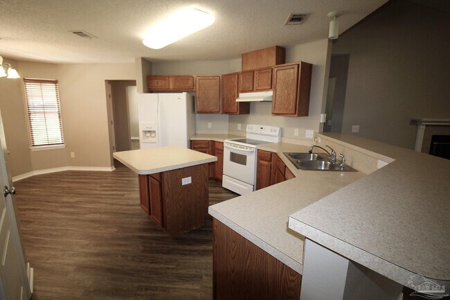Building Photo - 1029 Tortuga Dr