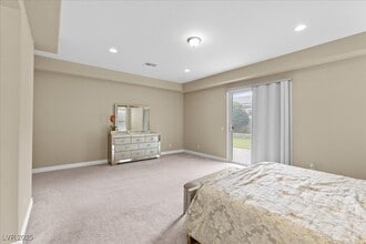 Building Photo - 11 Carolina Cherry Dr