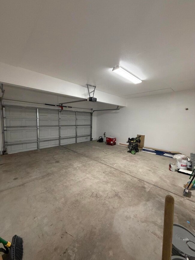 Building Photo - 1356 Comfrey Leaf Dr