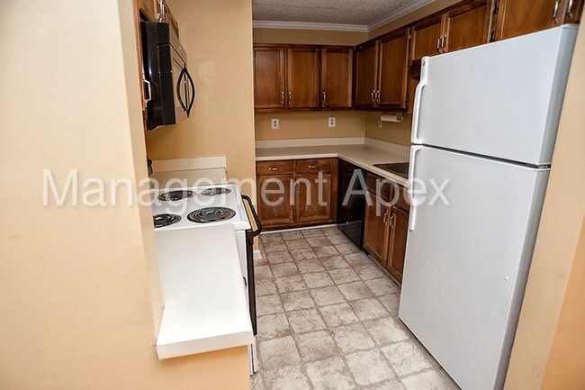 Foto del edificio - 2104 Liberty Dr