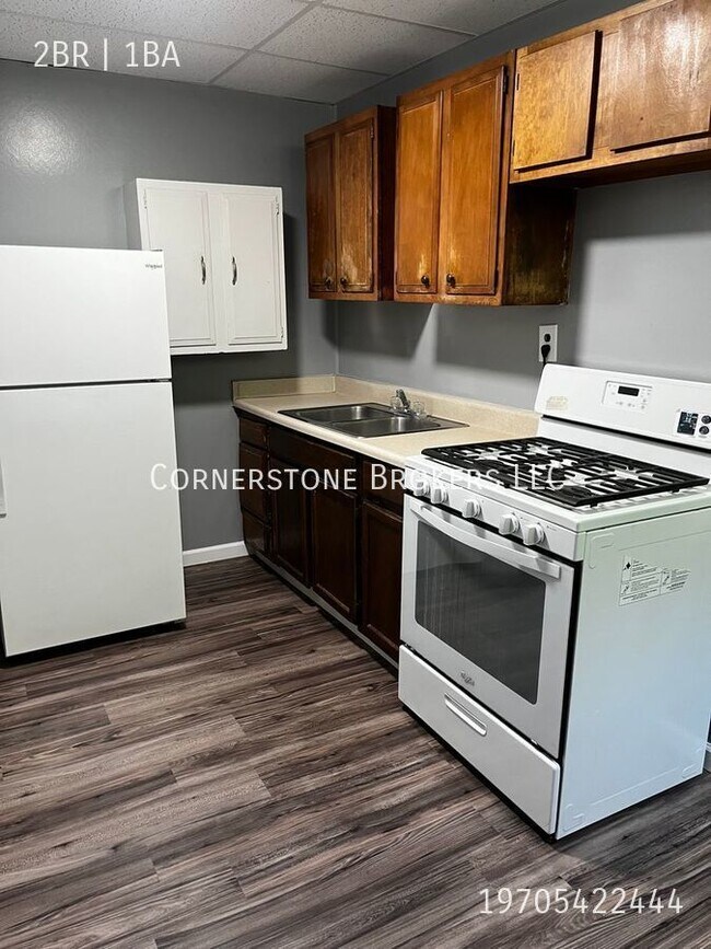 Foto del edificio - 213 E Edmunds St