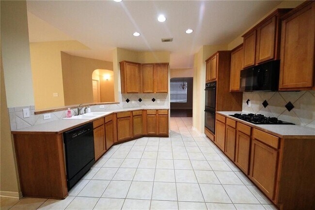 Building Photo - 8108 Sunburst Pkwy