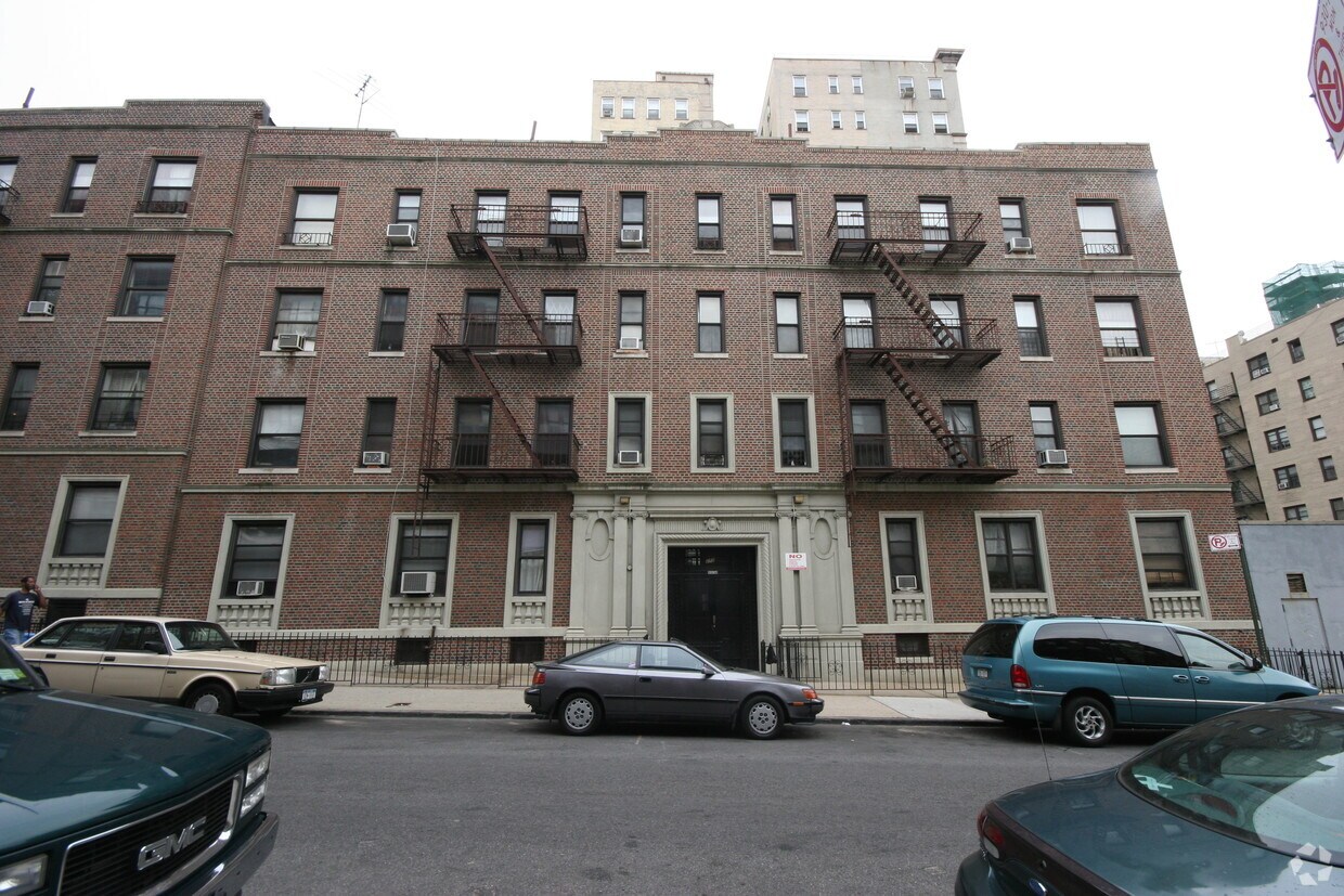 272 Lincoln Place - 272 Lincoln Pl