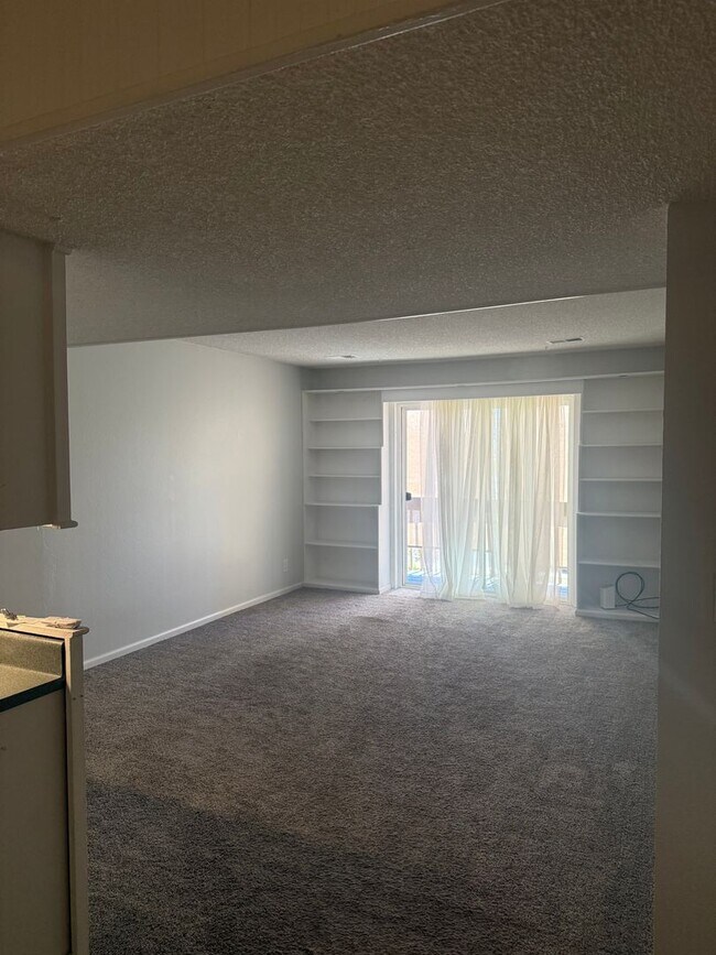 Foto del edificio - 1606 Cottonwood Dr