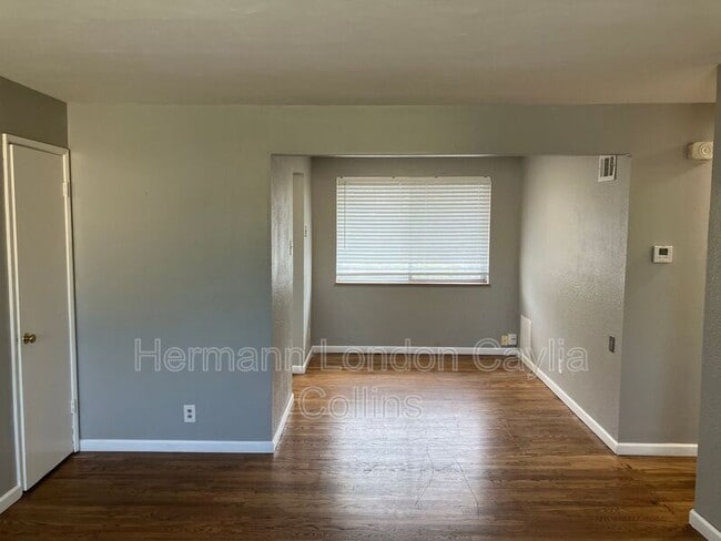 Building Photo - 7406 Olian Dr