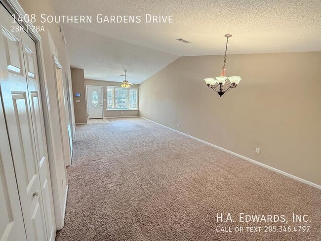 Foto del edificio - 1408 Southern Gardens Dr