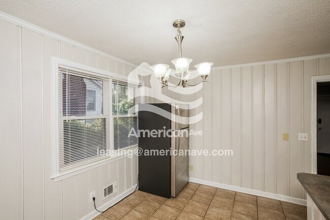 Building Photo - 4030 Bright Ave
