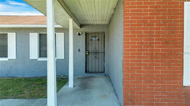 Building Photo - 2137 San Jose Blvd
