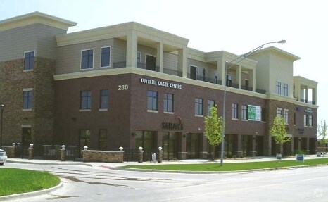 Fotografía del edificio - The Plaza at Jordan Creek Crossing