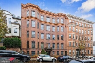 Building Photo - 1417 Chapin St NW