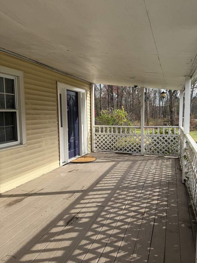 Building Photo - 432 Pepper St