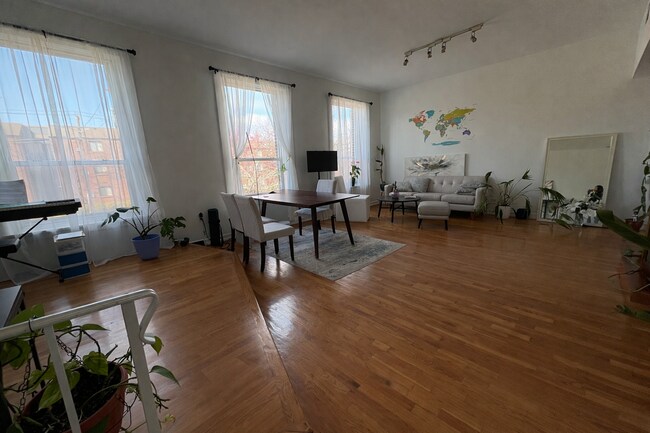 Foto del edificio - 15 Glenridge Ave