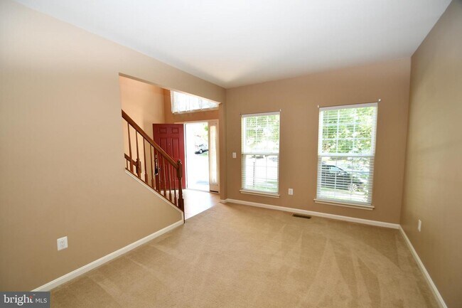 Building Photo - 4060 Presidential Hill Loop
