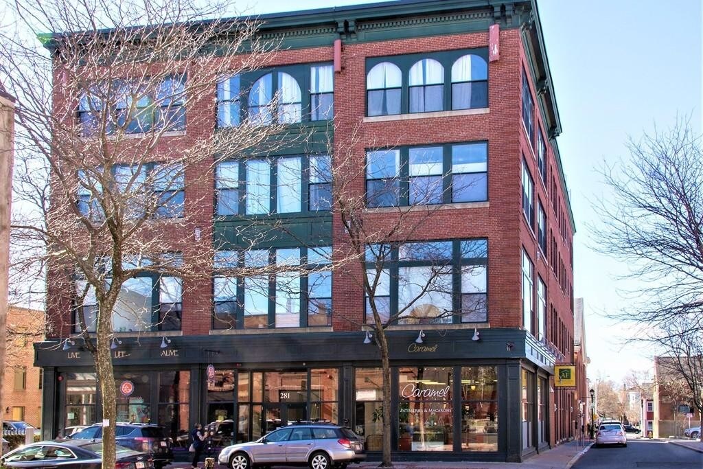 Primary Photo - 281 Essex St