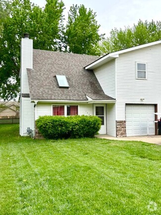 Building Photo - 1400-1528 La Chateau Dr
