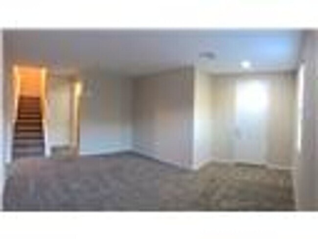 Foto del edificio - Beautifully maintained Two-Story home located in the desirable Northern Terrace community!